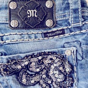 Miss Me Easy Capri size 28